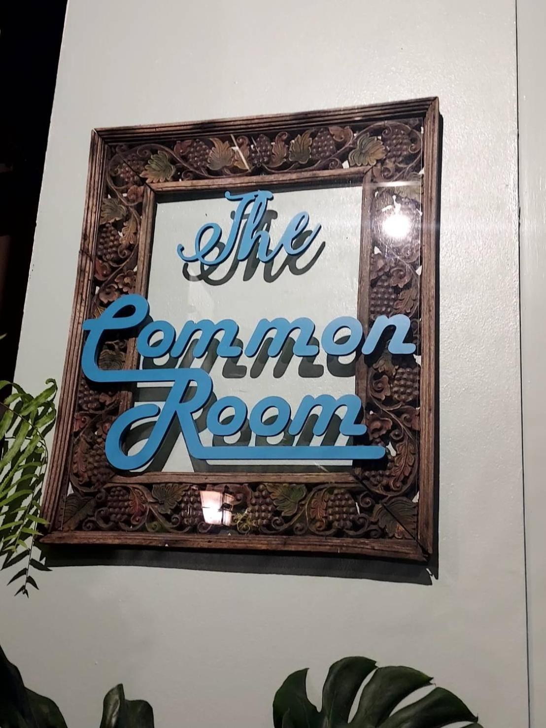 The Commonroom Cnx Чиангмай Екстериор снимка