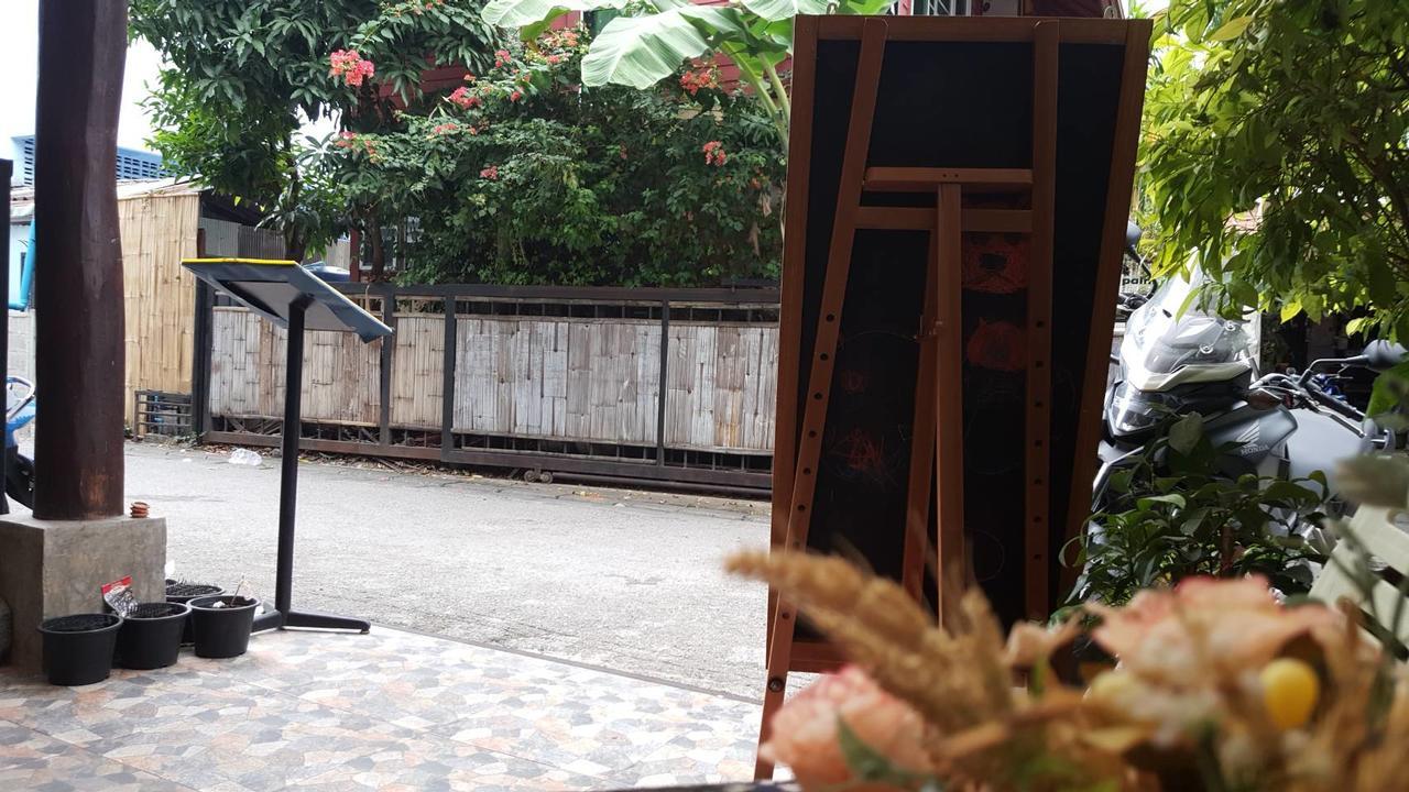 The Commonroom Cnx Чиангмай Екстериор снимка